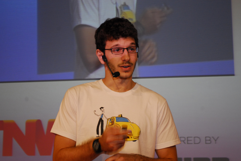 Brazilian taxi booking startup ResolveAĂ: Beyond 21212’s first Demo Day
