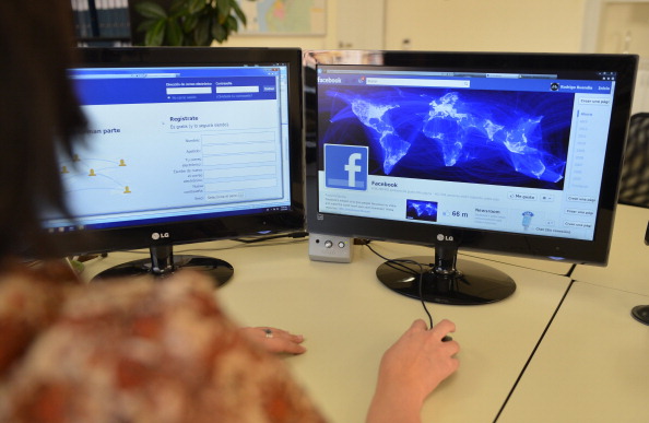 Facebook testing new analytics to help Page owners understand how fans find their updates
