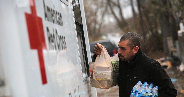 Apple gives $2.5 million to the Red Cross in aid of families and businesses affected by Sandy