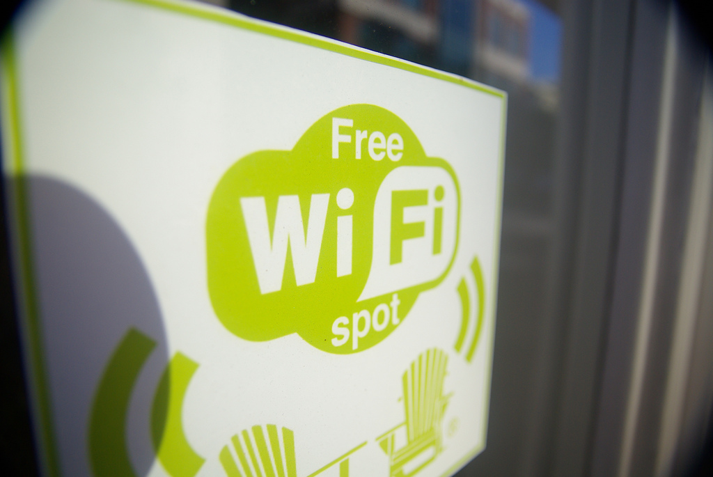 Free WiFi for check-ins: Facebook pilots new service for local businesses
