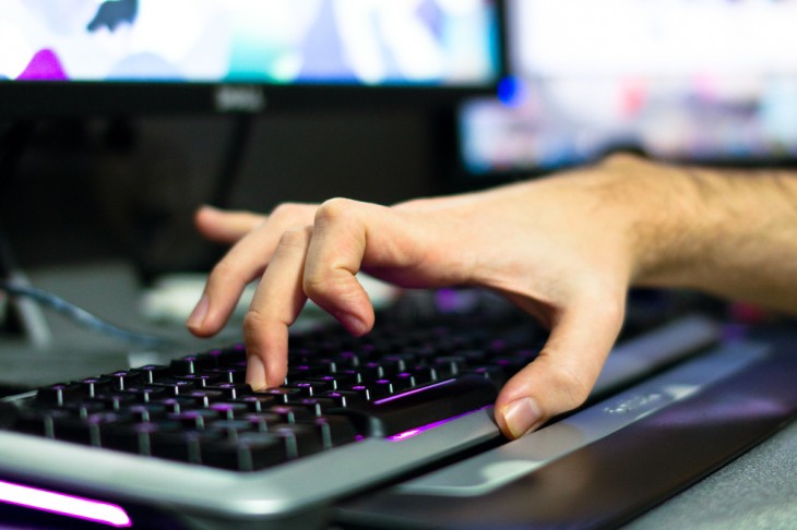 Half of UK Internet users canât say for sure if they have accessed illegal content