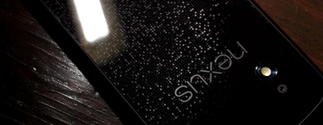 Google’s Nexus 4 site shows stock out in US, but some users still able to purchase