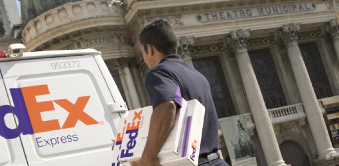 FedEx bets on social commerce, launches Ship to Friends app on Facebook