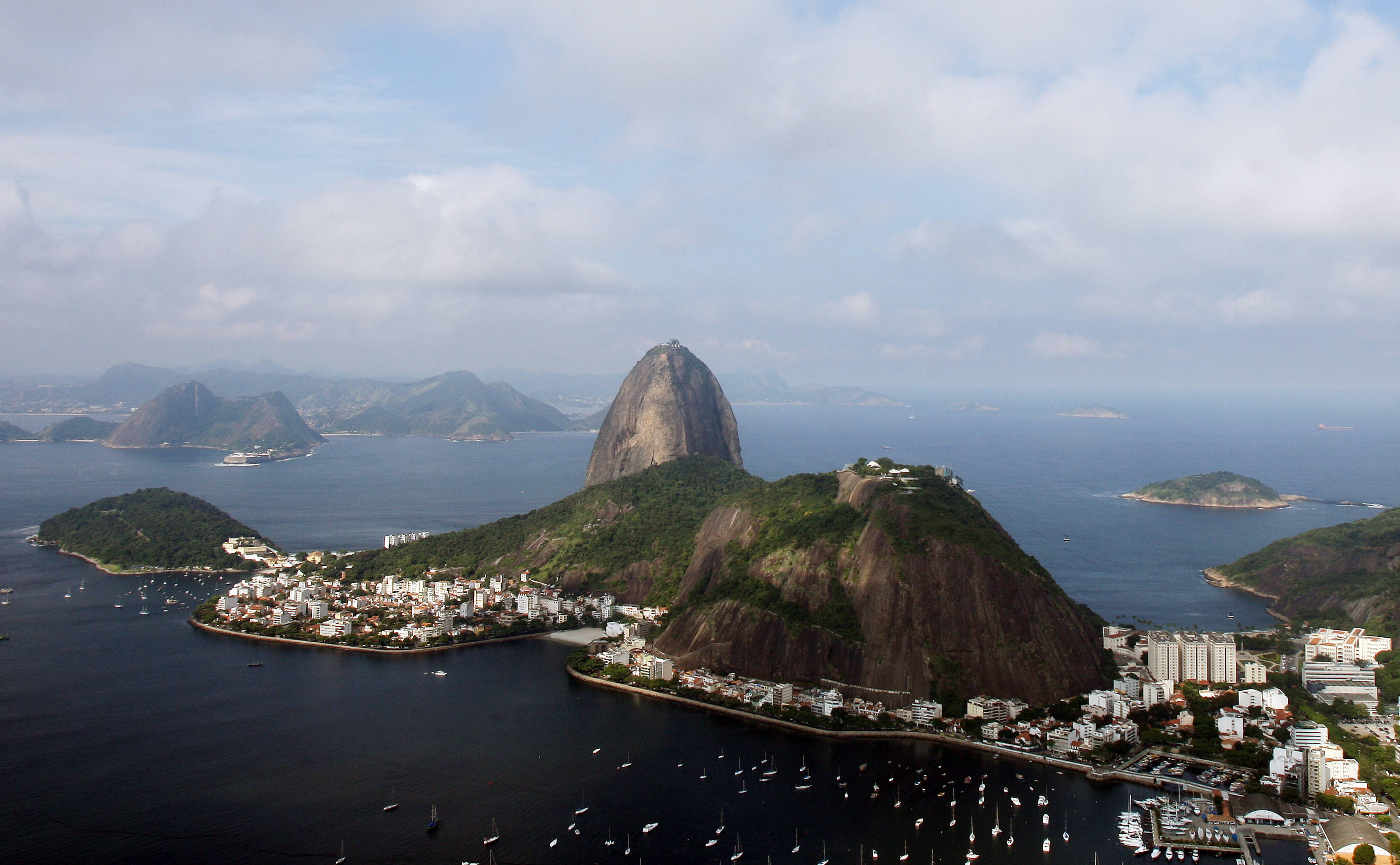 Microsoft will invest $100 million in Rio de Janeiro with new tech center