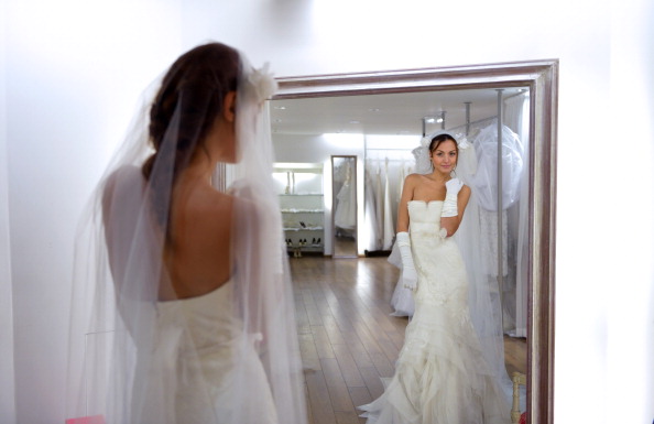 HoneyBook is the Prezi of weddings with service aimed at helping share your special day photos