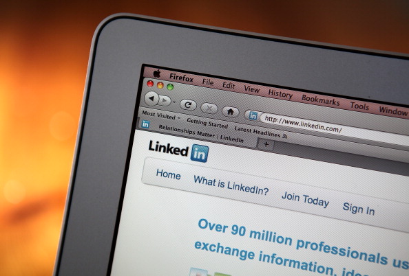 Quora users can now share contributions on LinkedIn, post answers directly to their profiles