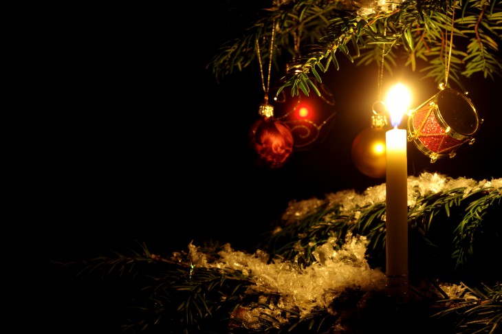 Apple App Store downloads jumped 87% on Christmas Day 2012, revenues increased 70%