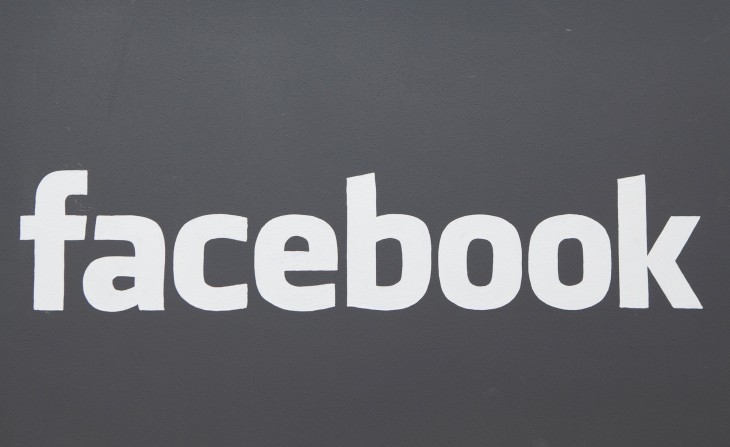 German data commissioner orders Facebook to drop its real name policy
