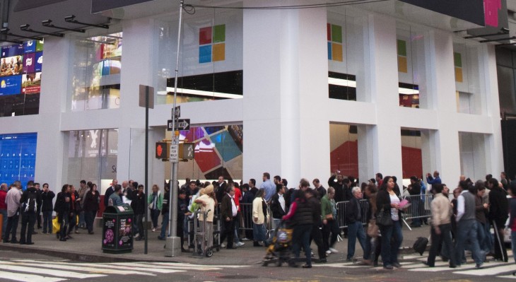 Microsoft Surface production ramps up as Windows RT models come to retailers in US, Australia