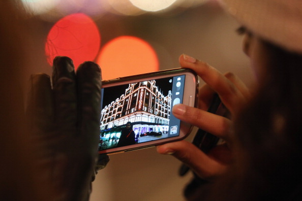 Kicksend now allows unlimited photo sharing, CVS and Target join Walgreens as printing partners