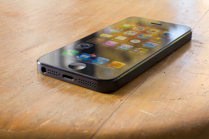 Apple releases iOS 6.0.2 for iPhone 5, iPad mini to fix annoying WiFi connectivity bug