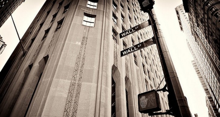 RIM beats street by losing less than expected in Q3 with EPS of -$0.22, revenue of $2.7B