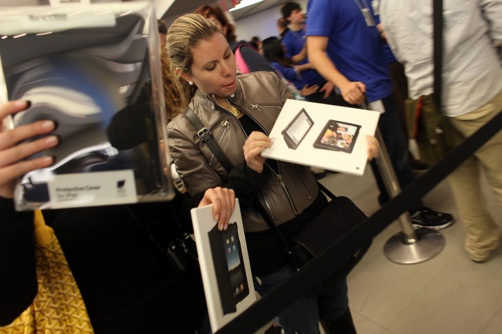 Meet Ms.Mac 2012: “The average female Mac user is pretty hot, if awkwardly dressed”