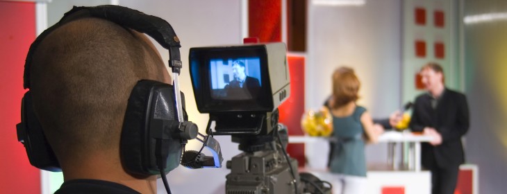 Amazon Studios greenlights its first 6 pilot episodes, to be available for free on Instant Video