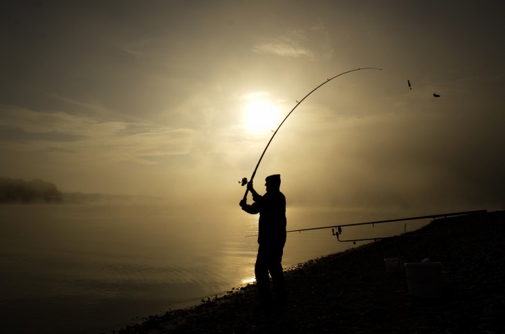 3 useful tips to help your early stage startup acquire paying enterprise customers