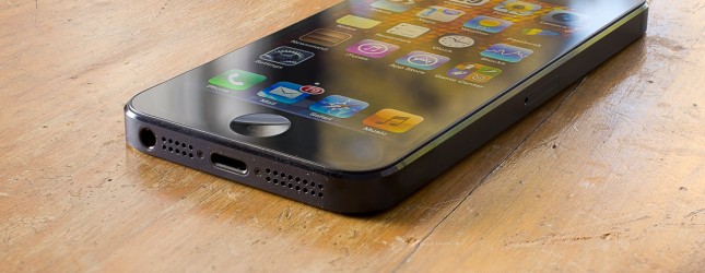 Apple releases iOS 6.1 with expanded LTE support, Fandango movie ticket purchasing for Siri and more