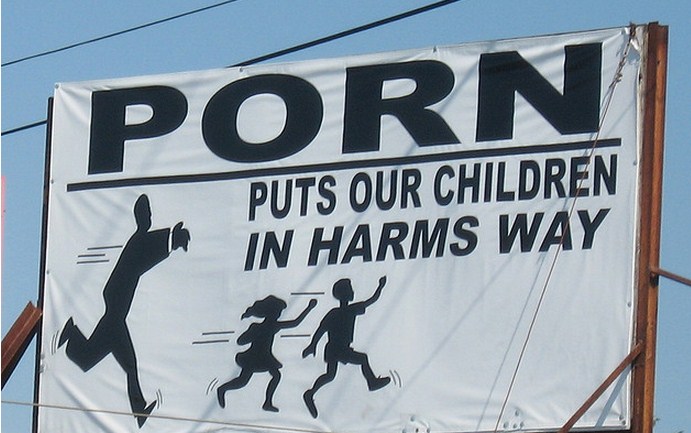 Three prurient Reddit mods have been booted over corruption charges