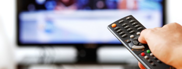 Zeebox is set to let cordcutters join its social TV party thanks to a deal with Gracenote