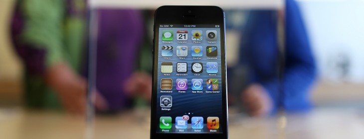 Apple offering free next day shipping on all iPhone models in the US