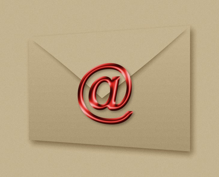 Microsoft to stop supporting Outlook.com linked accounts in late July, will move users over to aliases ...