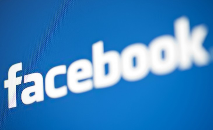 Facebook for iOS gets new photo options, improved places editing, faster event loading, and new News ...