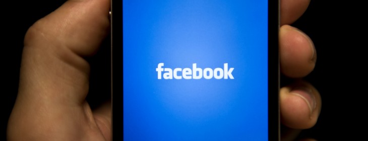 Facebook for BlackBerry 10 updated with design tweaks and photo album flourishes