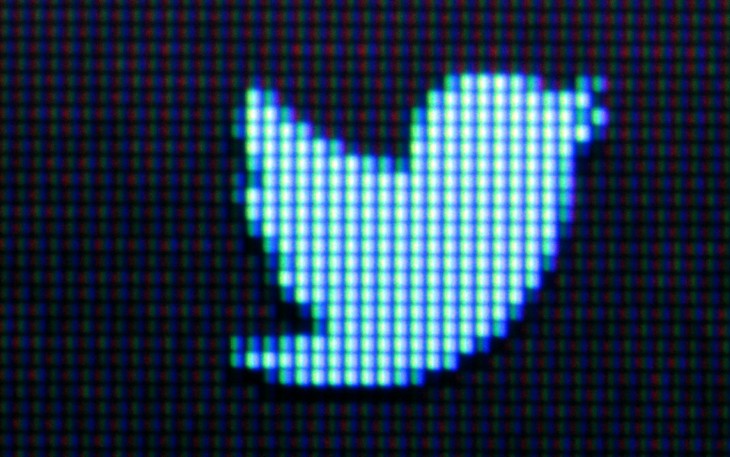 Retwact helps you issue a correction on Twitter to everyone that retweeted the original mistake