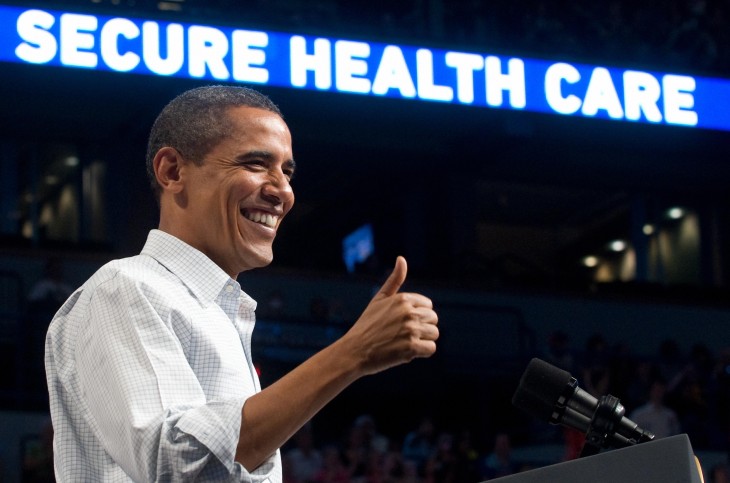 Hacked AP Twitter account suspended after fake tweet of Obama hurt in White House explosions