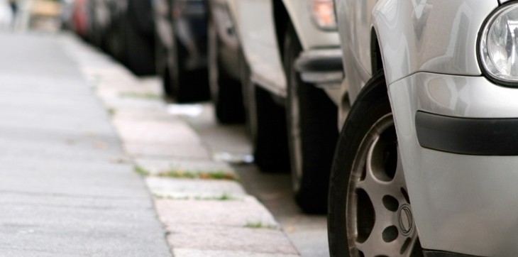 Yellow Line for iOS gives London drivers local parking information and records where they left their ...