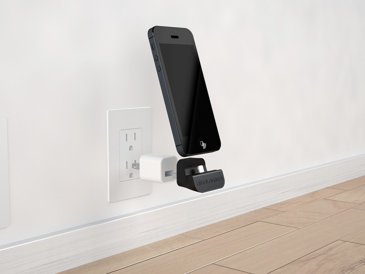 Bluelounge updates its super-handy MiniDock iPhone charger with a Lightning connector