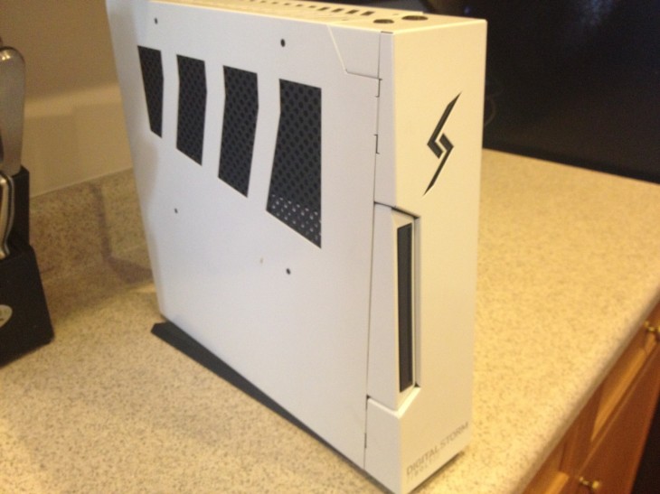 Digital Storm’s Bolt is a beastly gaming PC with the looks of a supermodel