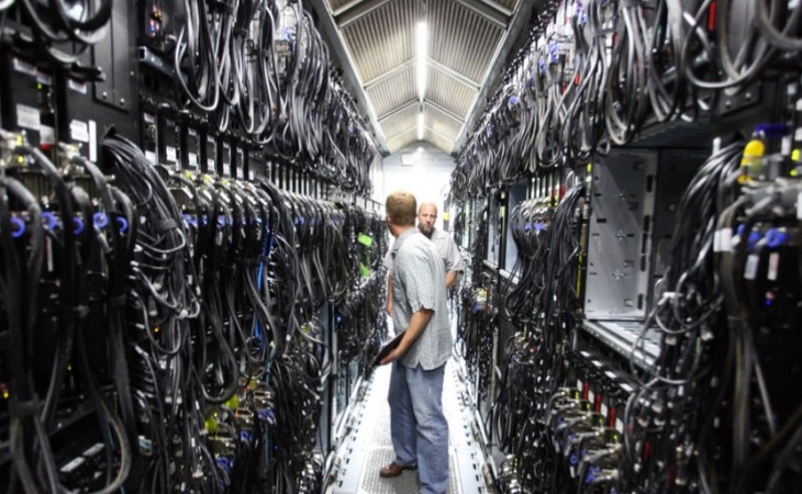Microsoft announces updates to Windows Server, SQL Server and Azure as it pushes deeper into the cloud ...