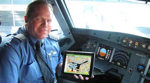 JetBlue is the latest airline to issue pilots with iPads, moving one step closer to paperless cockpits ...