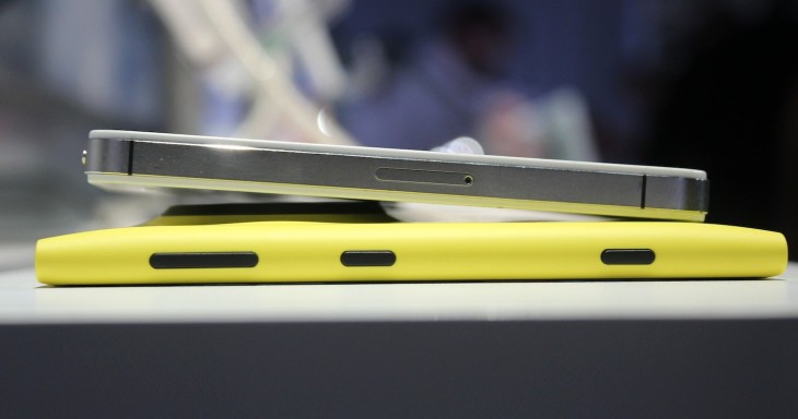 Hands-on with the Nokia Lumia 1020: A camera that makes calls