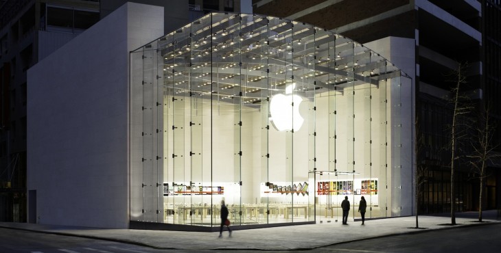 The iPod’s decline accelerates as Q3 sales drop a record 32% year-over-year