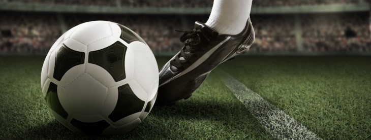 Soccer fans rejoice: FIFA 14 arrives on iOS and Android for free