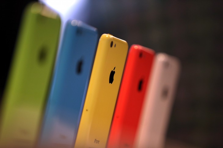 iPhone 5s and 5c sales top 9m over Apple’s opening weekend, while 200m devices are already running ...