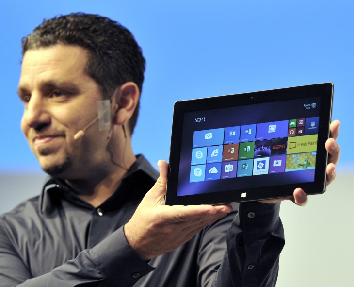 Microsoft teases Surface 2 with new video showing keyboard colors, gesture controls