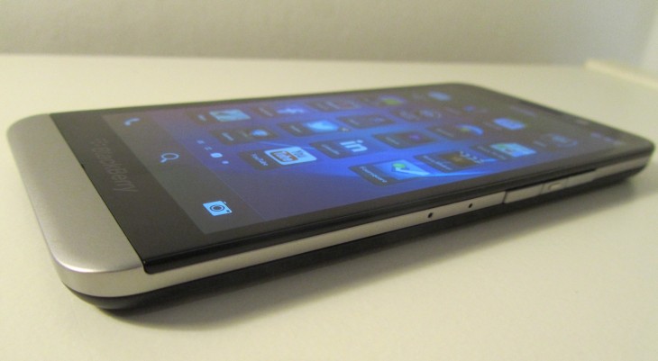 BlackBerry Z30 review: The problem with this phone isn’t the hardware. Or the software.