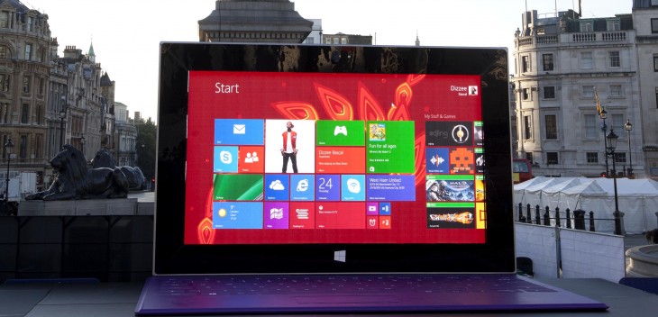 Microsoft’s least portable tablet ever: 27ft wide and 17ft tall Surface 2 lands in central London ...