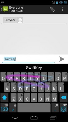 The 40 Must Have Android Apps for the Power User SwiftKey 220x391 The 40 Must Have Android Apps for the Power User
