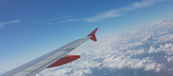 Europe clears the way for air passengers to use electronic devices during take-off and landing