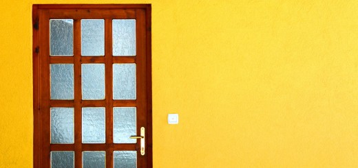 yellow door 520x245 photo yellow door 520x245 Yello: An app for sharing, and finding, your favorite places