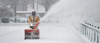 Late Season Midwest Winter Storm Brings Snow To Chicago