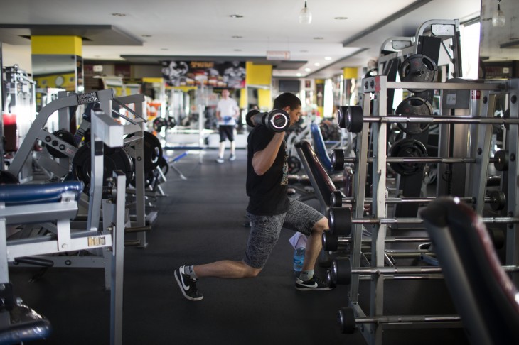 Fitbit’s latest iOS app update will monitor your fitness activity using your iPhone 5s
