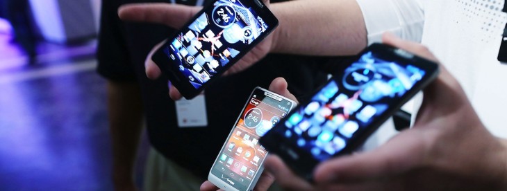 IDC: Smartphone shipments hit 1B for first time in 2013, Samsung ‘clear leader’ with 31% ...