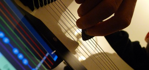 gtar2 520x245 photo gtar2 520x245 gTar: This iPhone powered guitar isn’t the educational instrument youve been dreaming of