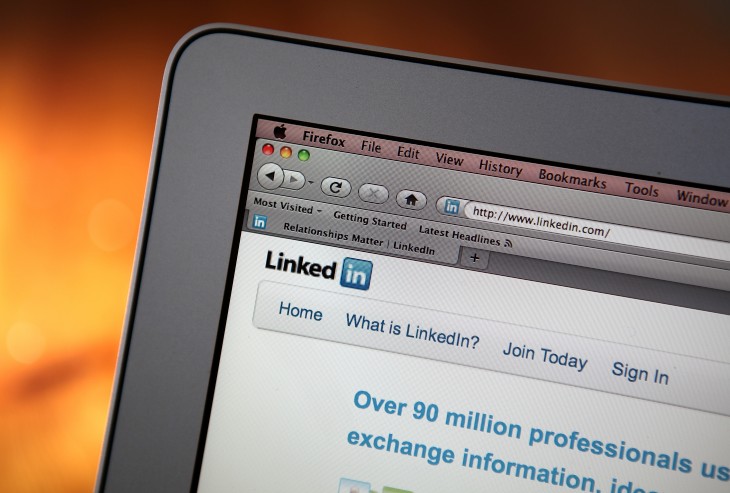 17 tools to use LinkedIn effectively and improve sales prospecting