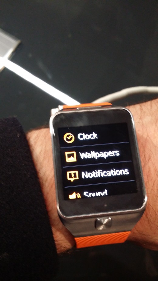 20140224 2035321 520x924 Wrists on with the Gear 2, Gear 2 Neo and Gear Fit
