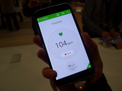 P1050118 520x390 Samsung Galaxy S5 hands on: Is the fingerprint scanner and heart rate monitor just a gimmick?